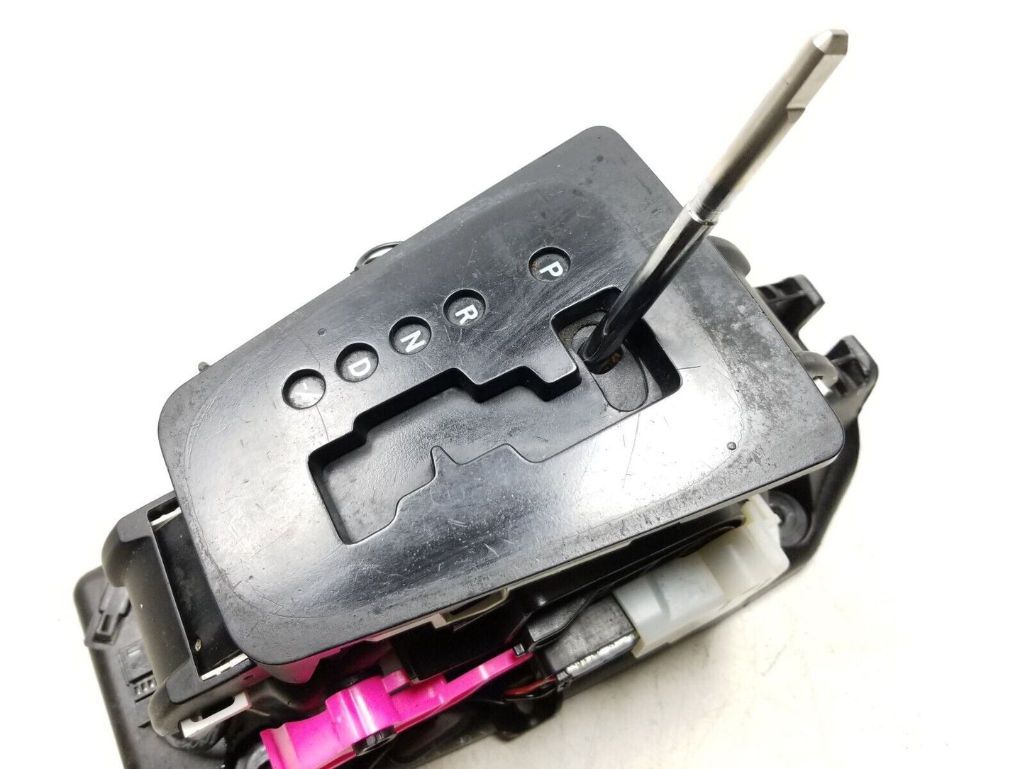 2010 - 2014 Chrysler 200 Automatic Gear Shifter Selector Lever OEM