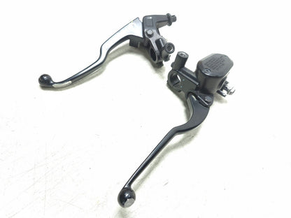 2019 Kawasaki Z400 Er400d Front Brake Master Cylinder & Clutch Lever Pair OEM