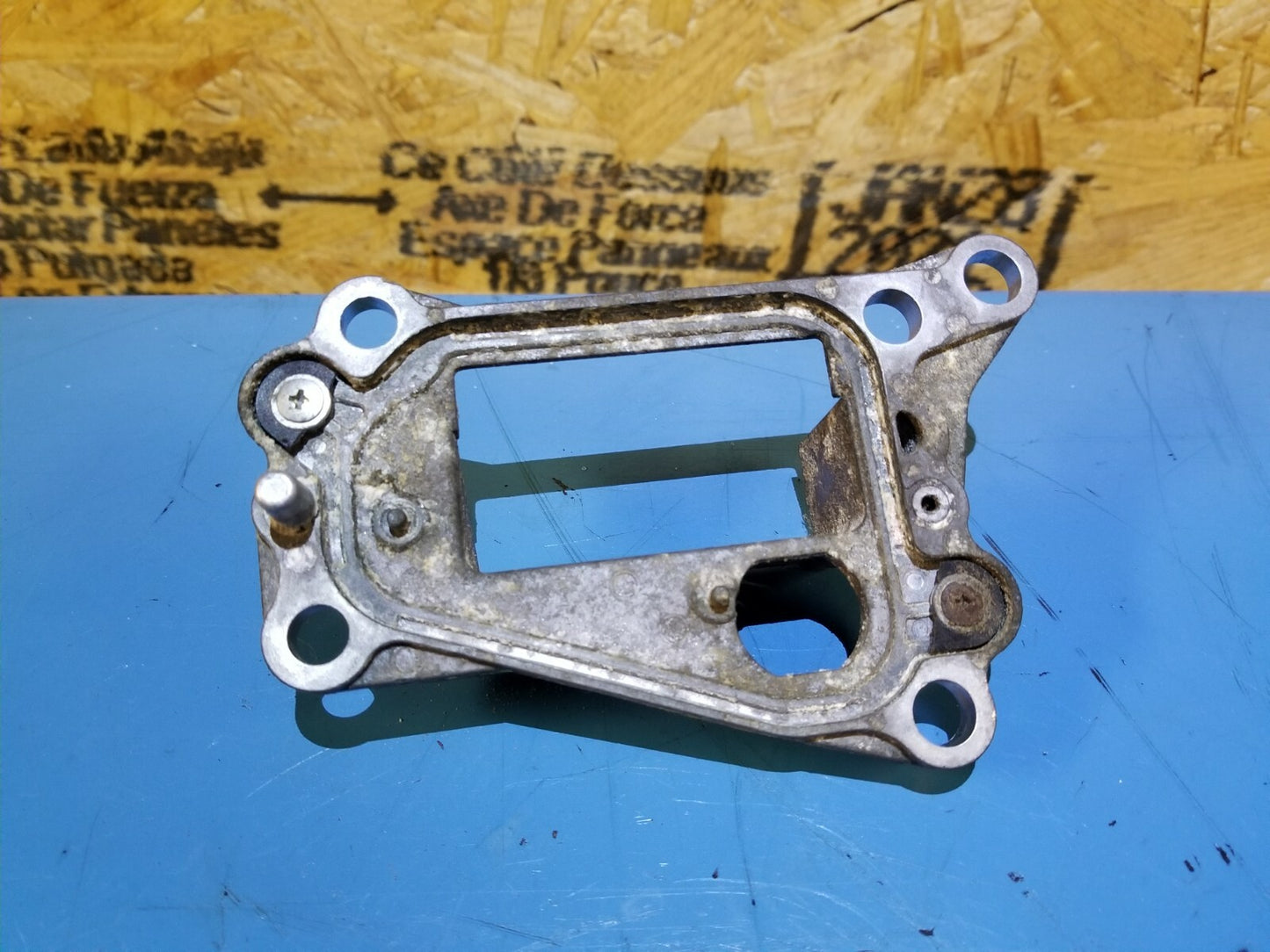 2012 Lexus Ct200h Transmission Oil Pan Bracket Neck  OEM
