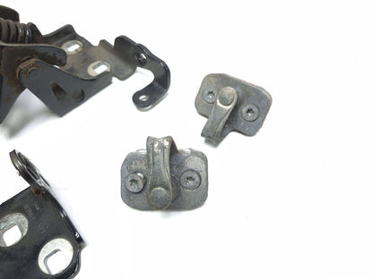 2013 Cadillac Escalade Esv Door Hinge W/ Striker Front & Rear Driver Side OEM