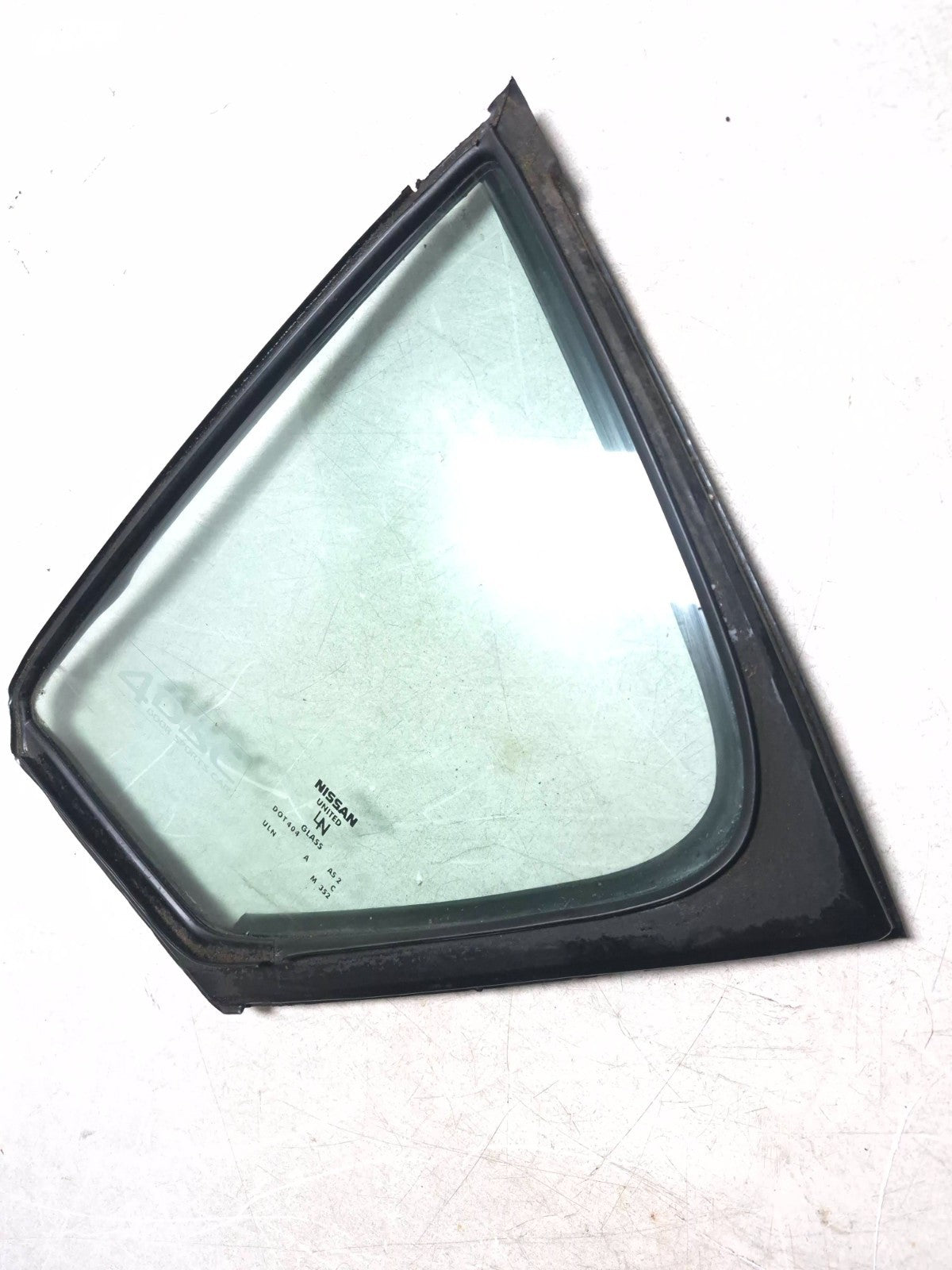 2010 Nissan Maxima Sv Rear Driver Door Vent Window Glass OEM