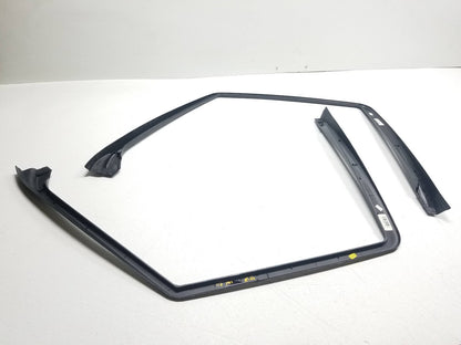 2007 Mercedes Ml500 Door Window Frame Trim Cover Rear Pair OEM