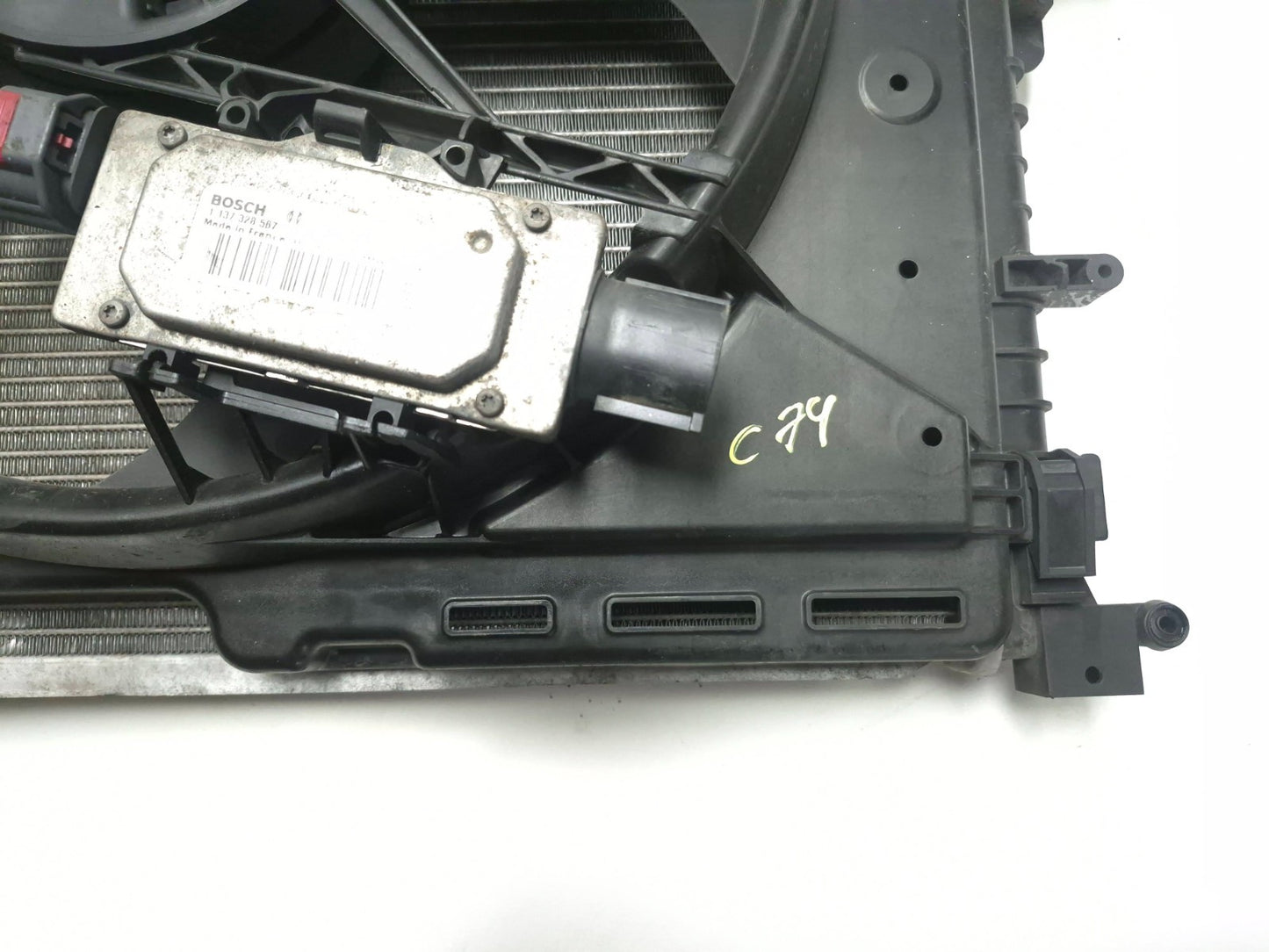 2016 Ford Transit Connect Coolant Radiator Condenser & Fan Shroud 2.5l OEM