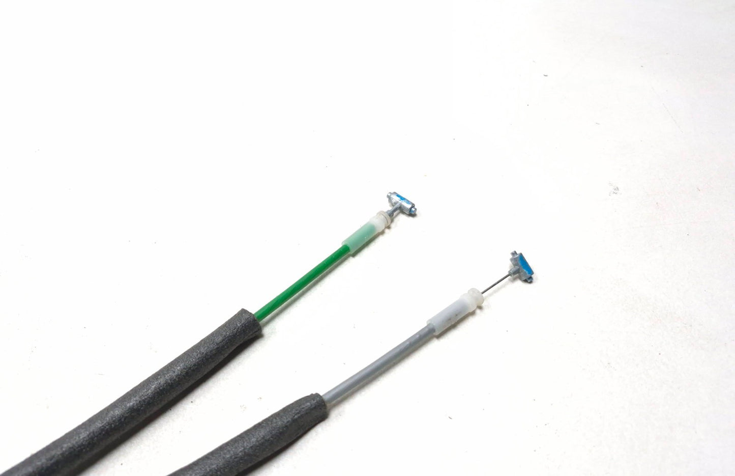 2013 Hyundai Genesis Coupe Door Lock Actuator Front Passenger Side Right OEM