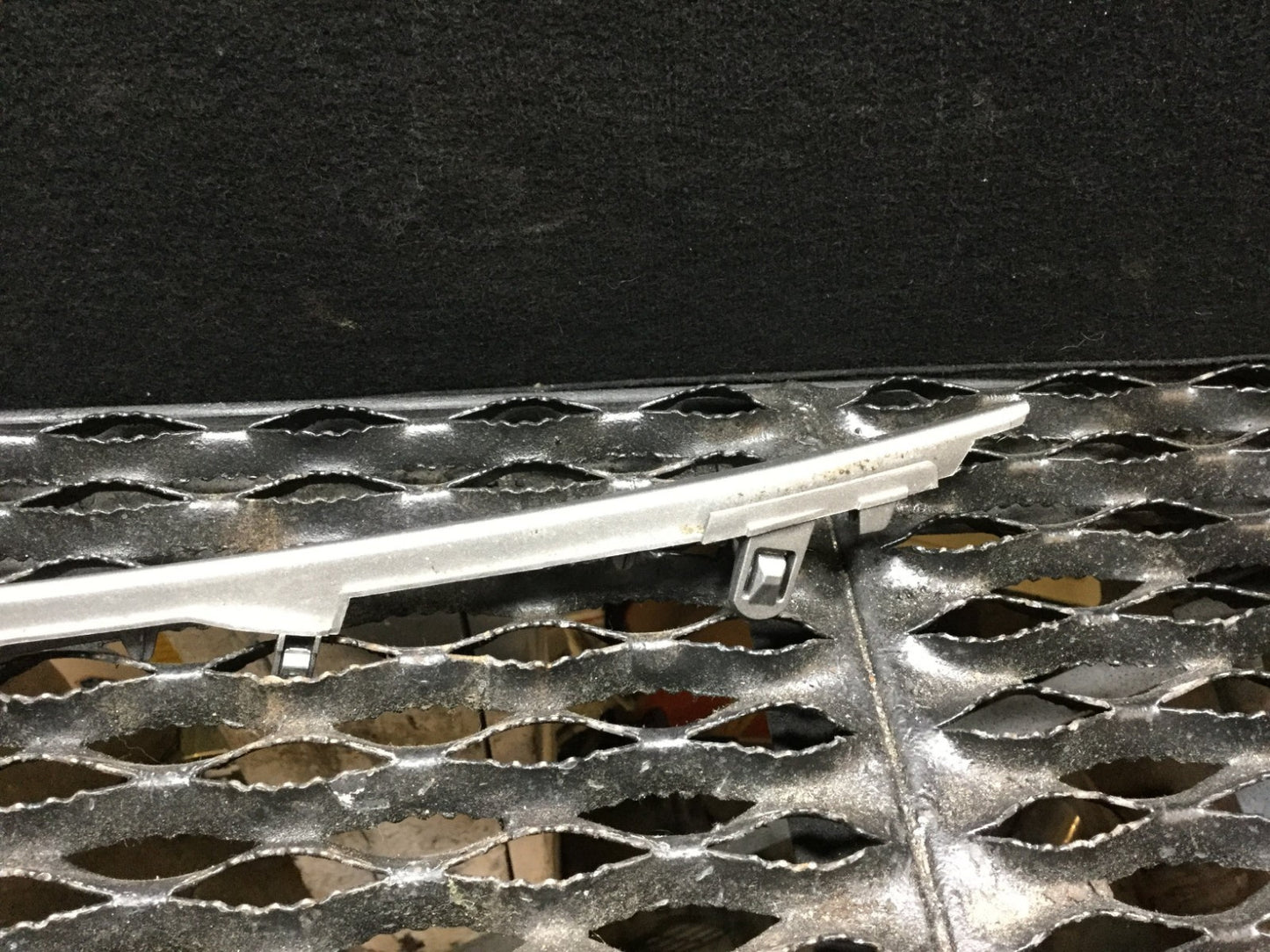 2013-2017 Nissan Altima Sedan L33 Right Side Center Console Trim Strip OEM