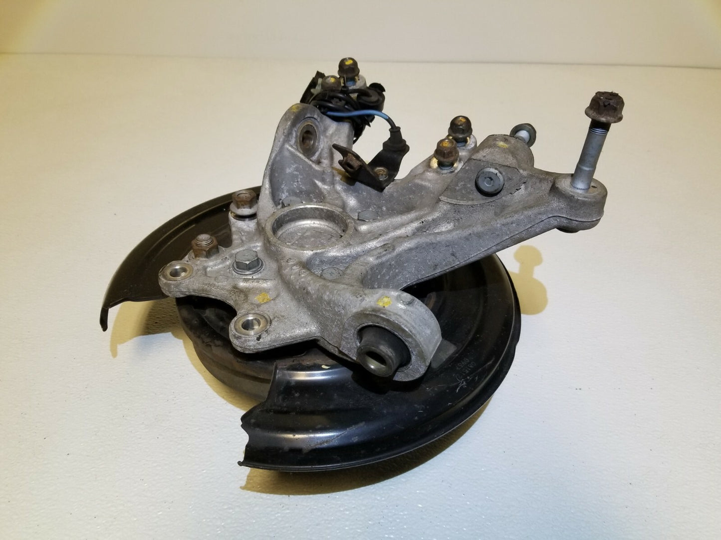 2012 Honda Odyssey Rear Spindle Knuckle Wheel Hub Left Driver Side OEM