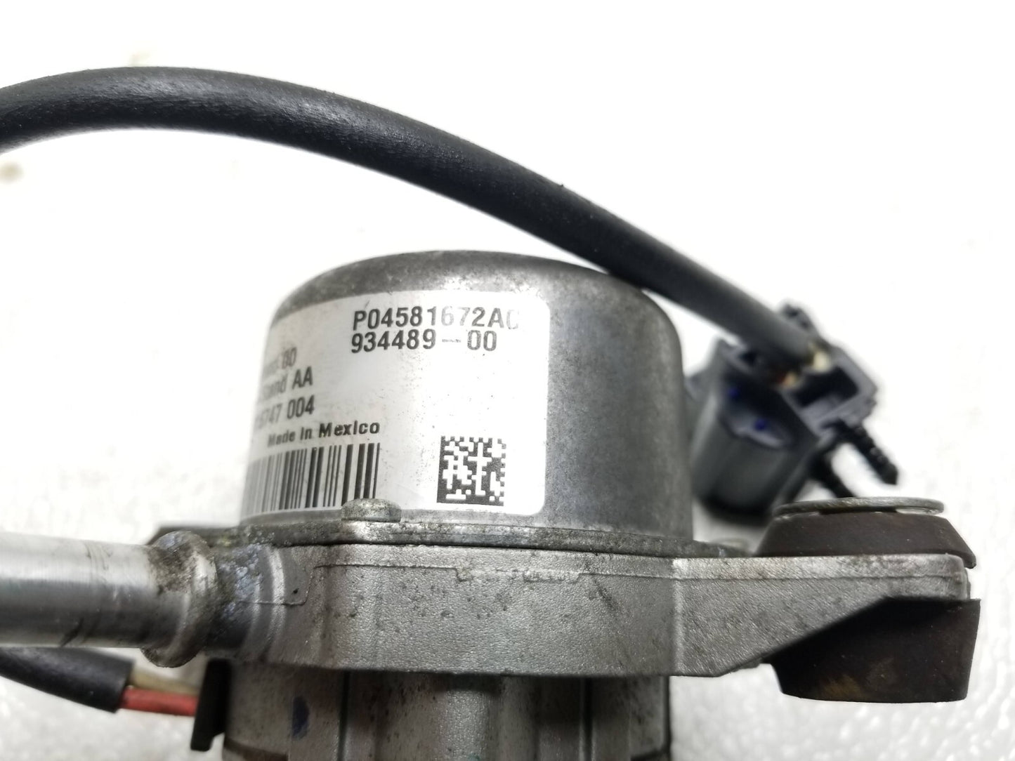 14 15 16 17 18 Jeep Cherokee Power Brake Booster Vacuum Pump 04581672ac OEM