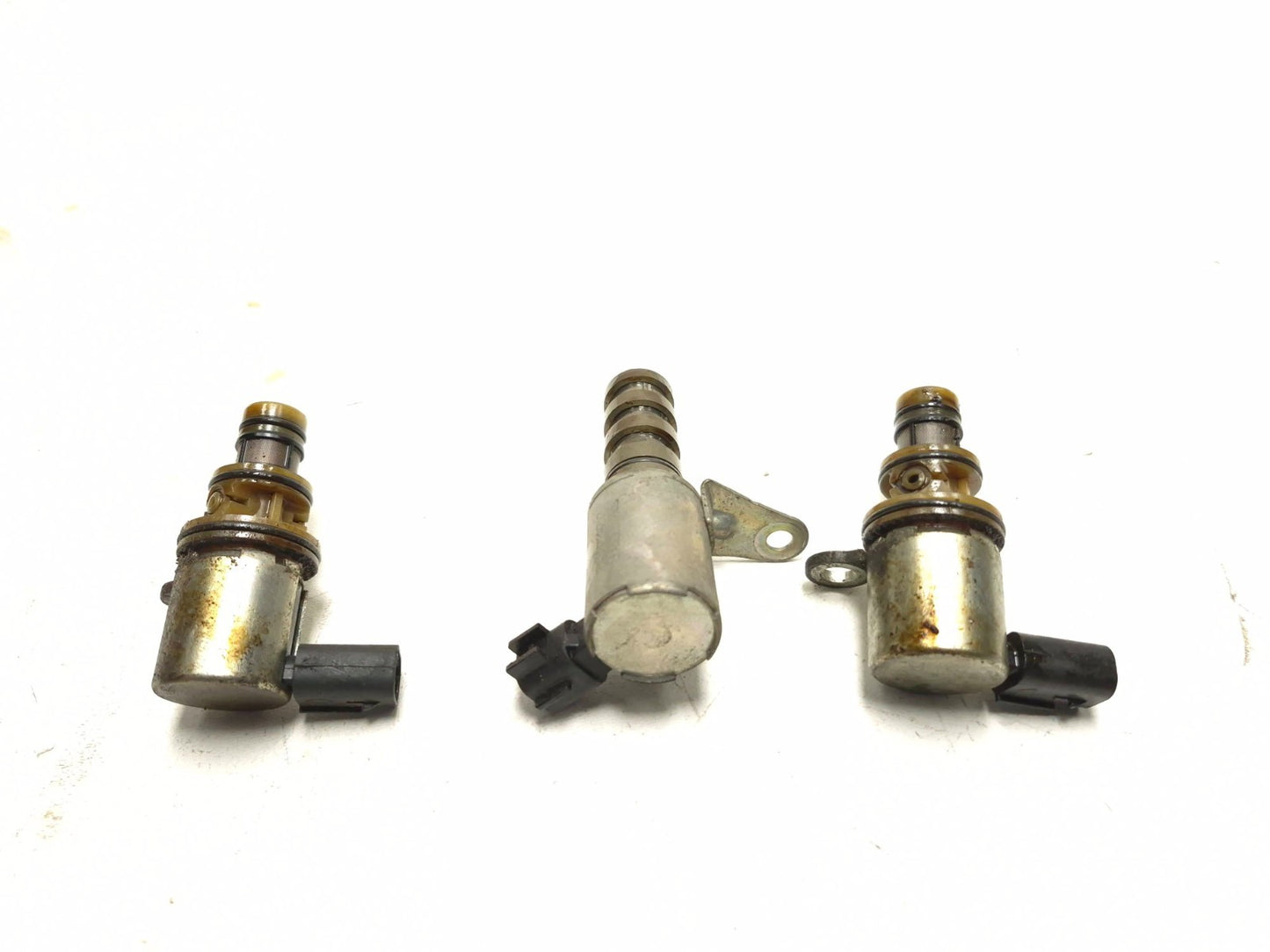 2020 Dodge Challenger 5.7l Engine Variable Valve Timing Solenoid 3 Pcs OEM