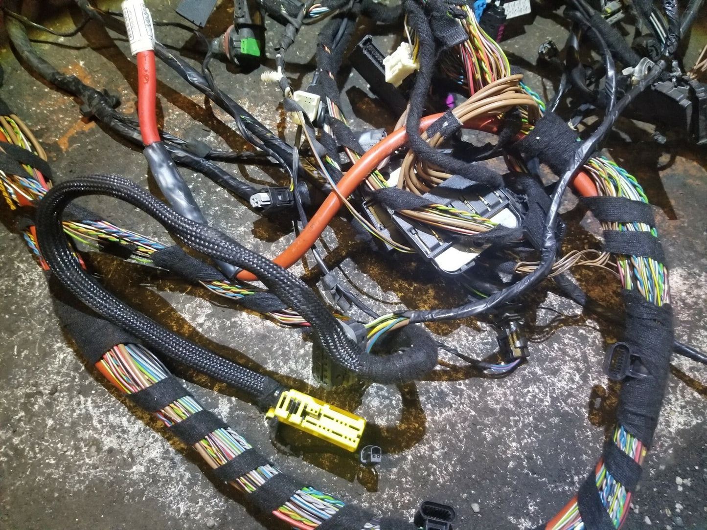 2011 BMW 128i E82 Dash Interior Main Fuse Box Wire Harness OEM