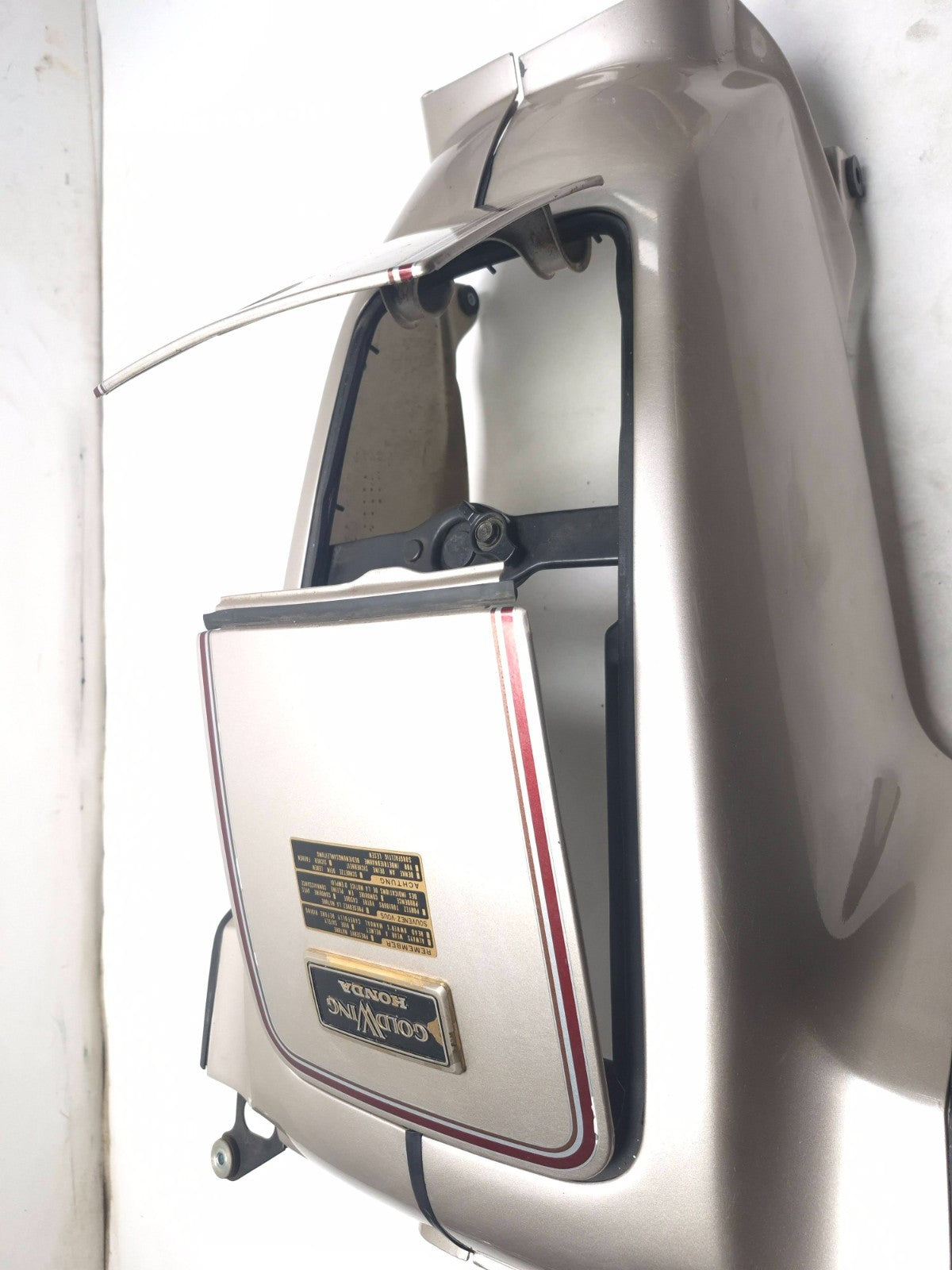 1987 Honda Goldwing 1200i Fuel Tank Shelter Cover Fairing OEM