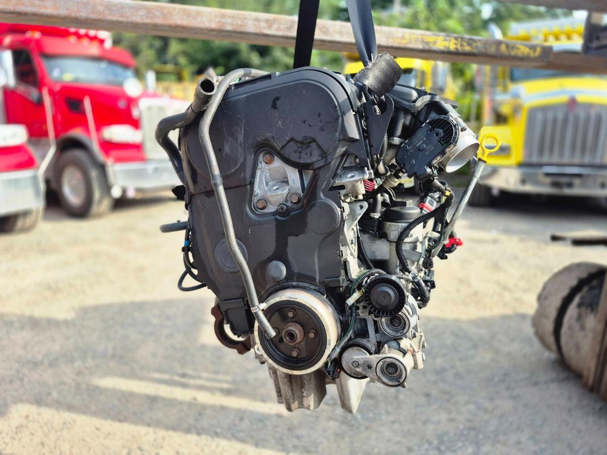2012 Volvo C30 T5 Engine Motor 2.5l OEM **need Oil Pan""