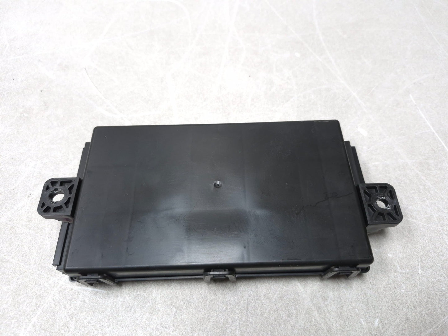 2018 Chrysler 300 Keyless Entry Receiver Control Module OEM