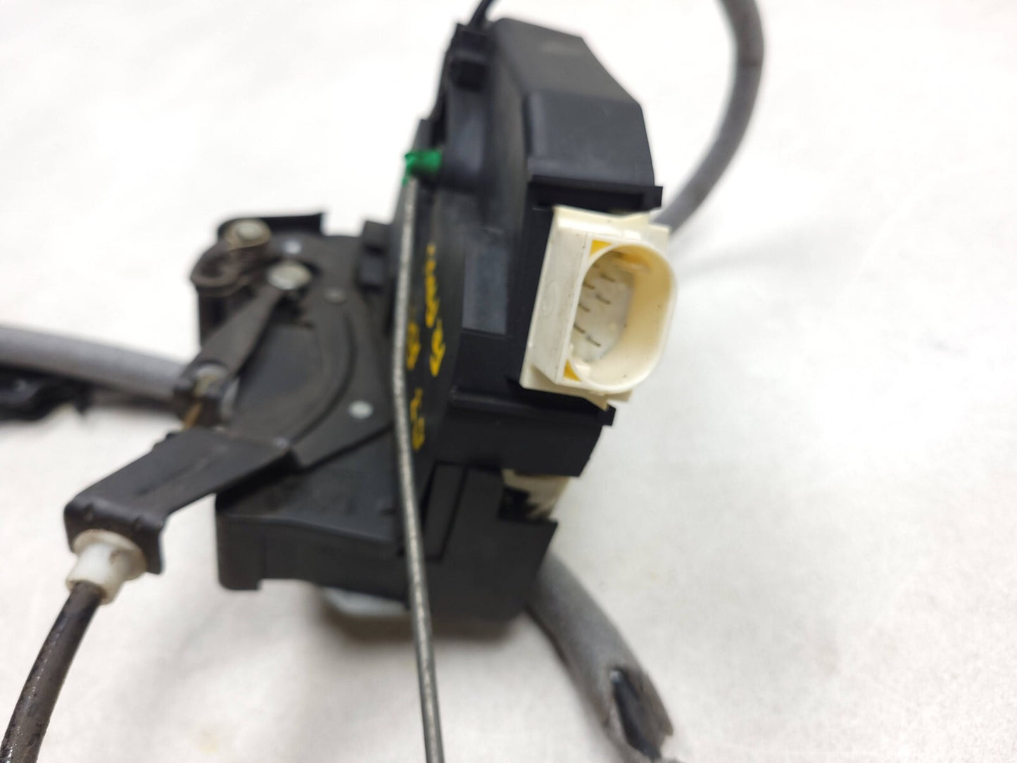 2007 Range Rover Front Door Lock Latch Actuator Right Passenger Side OEM