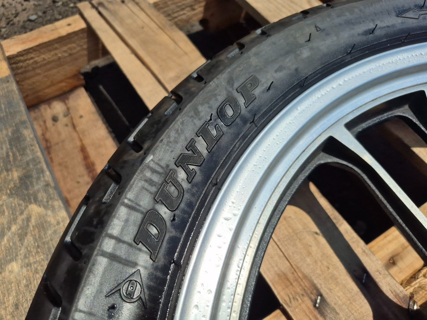 1985 Honda Shadow Vt500c Wheel Rim W/ Tire Front & Rear *straight* OEM