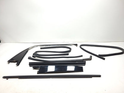 13-16 GMC Acadia Door Molding Belt Weather Strip Rear Passenger Side Right OEM