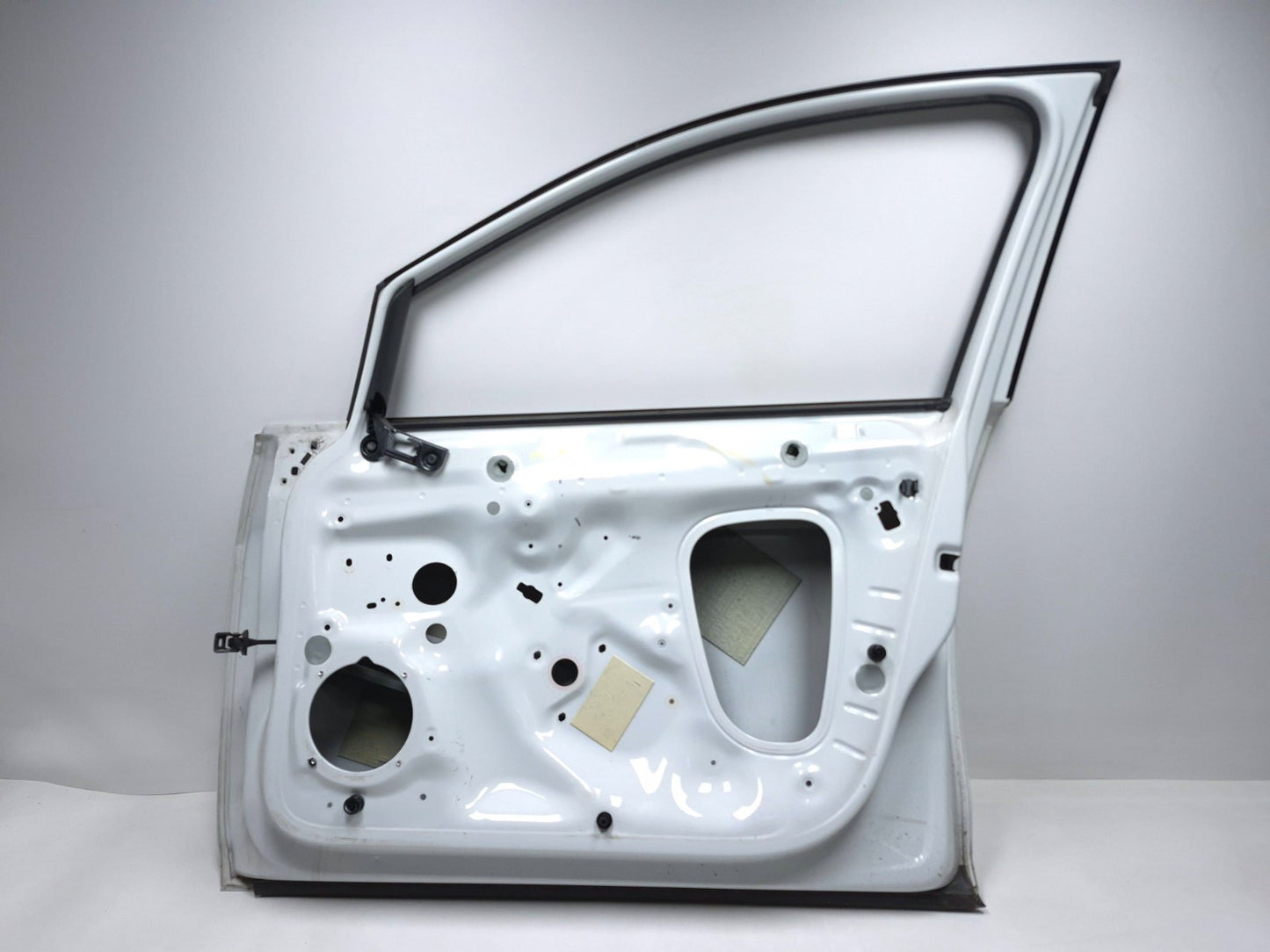 2015 Volkswagen Golf  Tsi Door Shell Front Passenger Side Right OEM