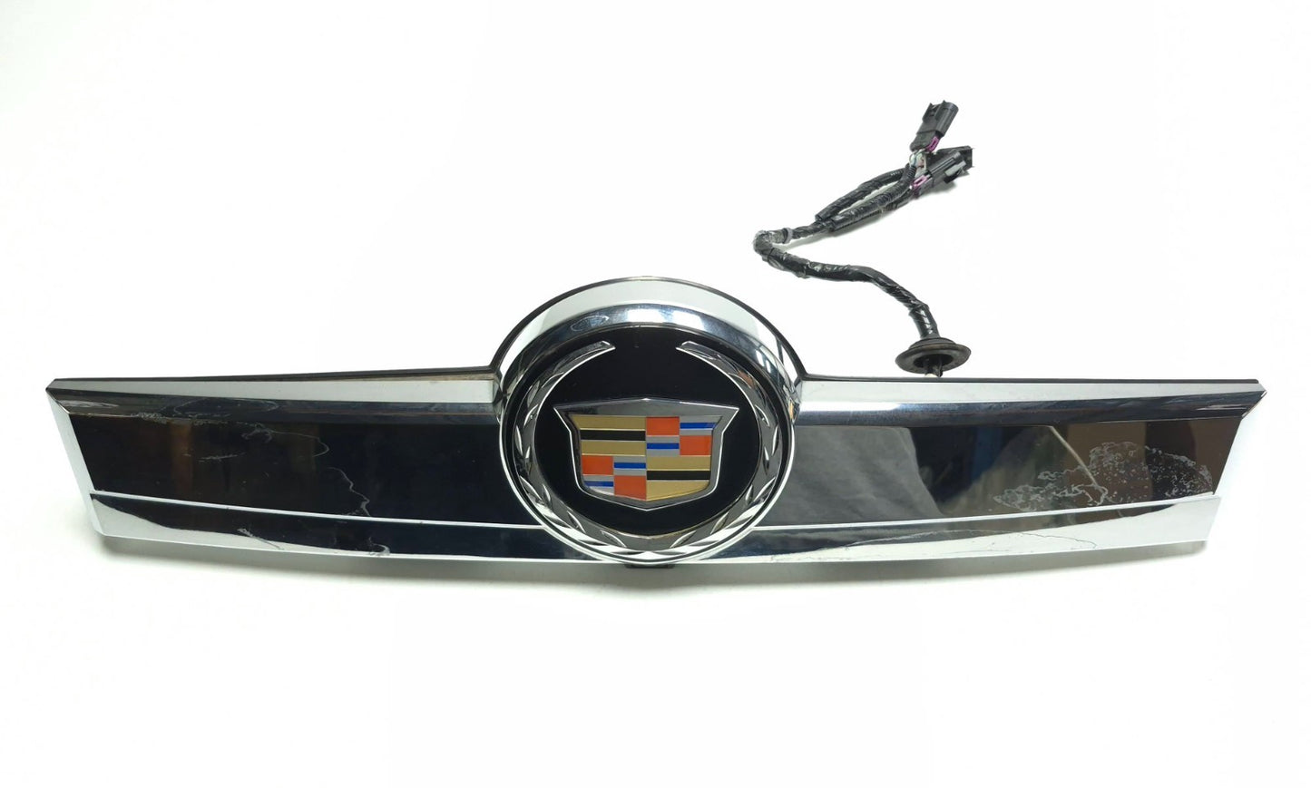 2013 Cadillac Escalade Esv Rear Liftgate Exterior Molding Trim W/ Camera OEM
