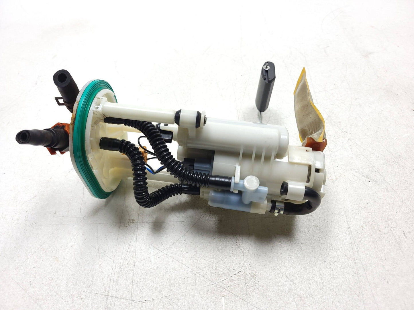 09-14 Hyundai Genesis Fuel Pump OEM Sedan