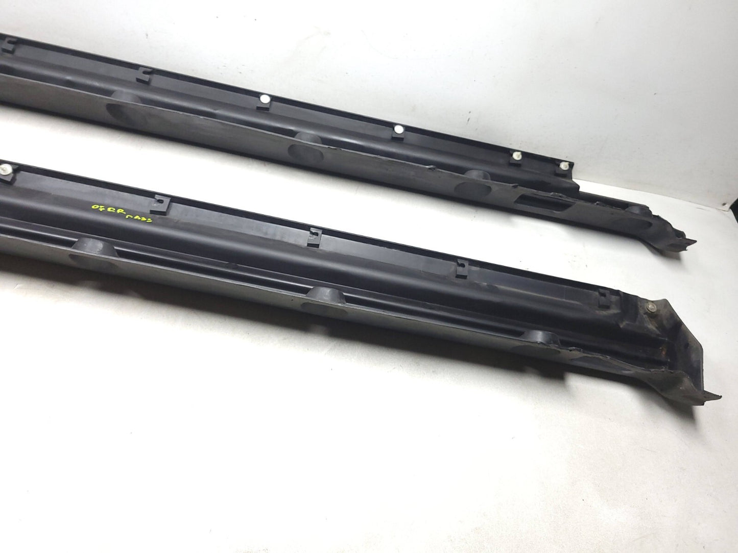 2007 Range Rover Skirt Rocker Panel Molding Left & Right Pair OEM