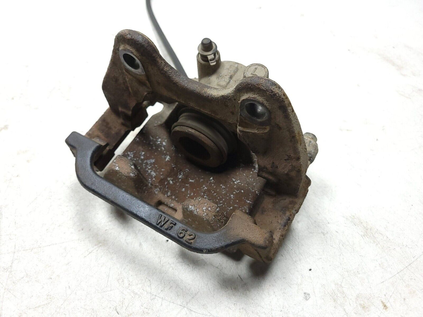 14-19 Chevrolet Silverado 1500rear Brake Caliper Left & Right OEM