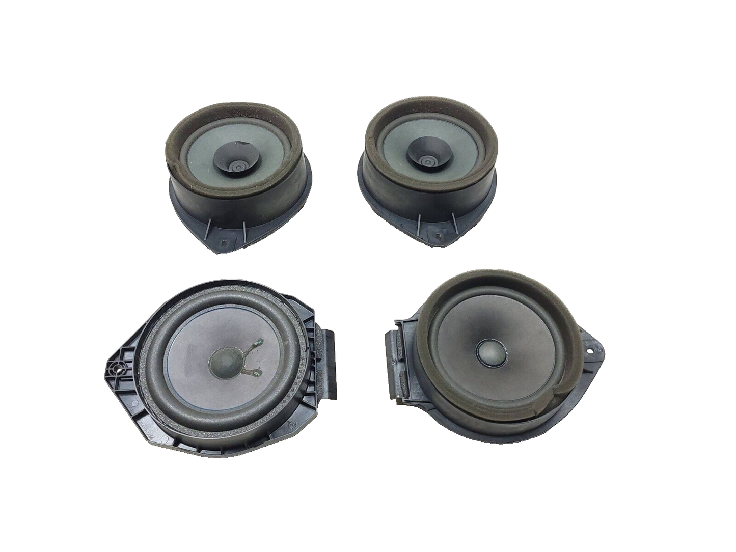 2010 - 2014 Chevrolet Suburban Door Speaker Front & Rear OEM