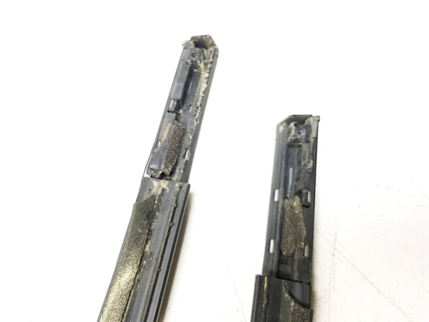 2007 2008 Acura Tl Door Window Belt  Molding Trim Driver Side Left 2pcs OEM