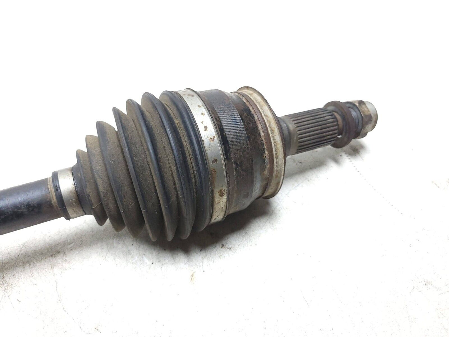 14-19 Chevrolet Silverado 1500 Front Axle Shaft Passenger Side Right 4.3l OEM