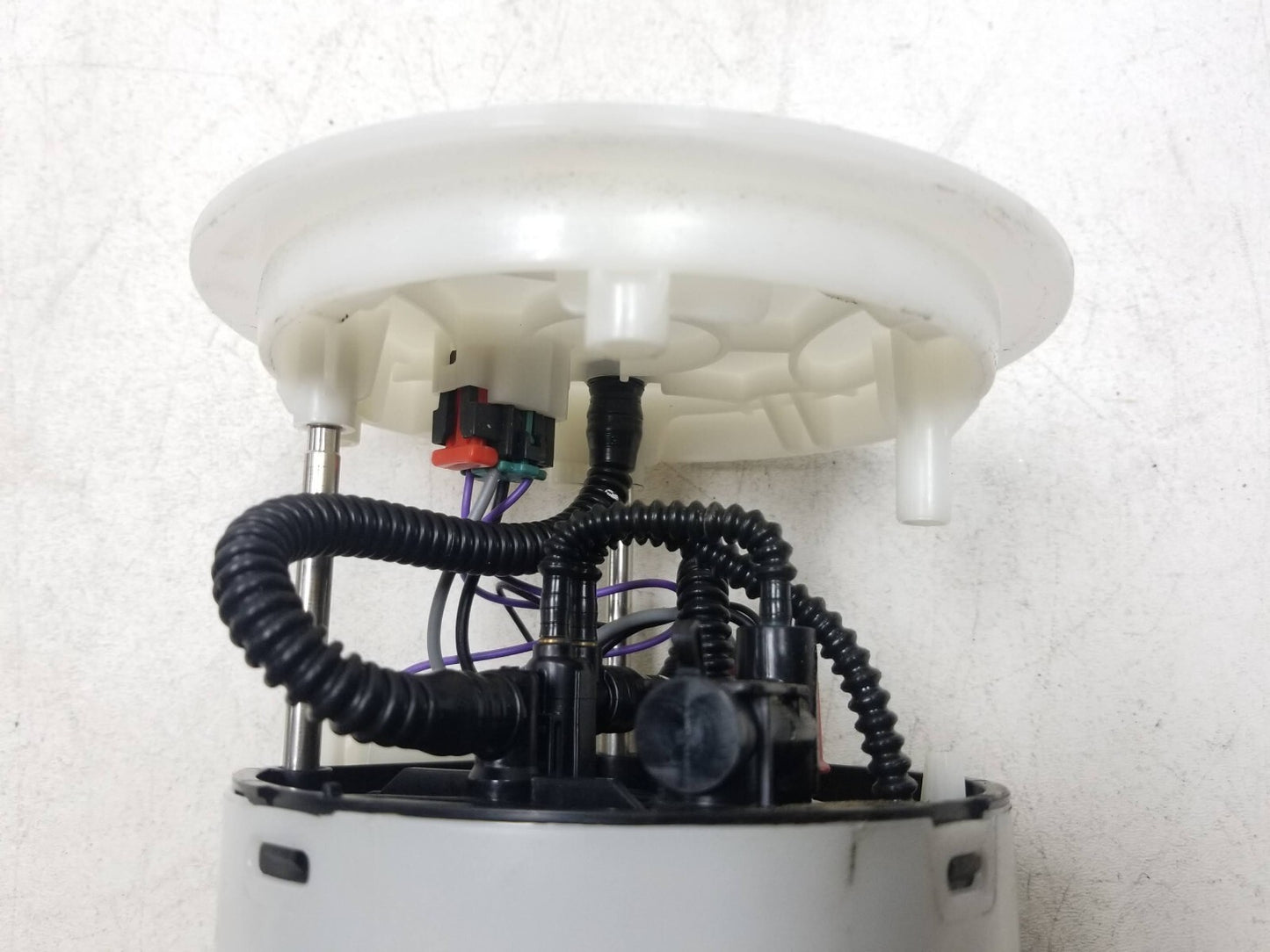 2016 Dodge Durango Fuel Gas Tank Pump Sending Level Unit OEM