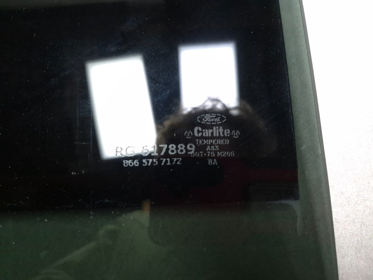 2008 Lincoln Navigator Rear Door Window Glass Driver Side Left OEM
