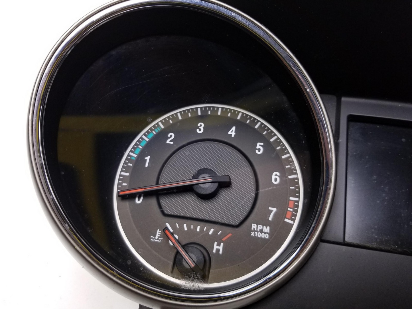 2012 Jeep Grand Cherokee Speedometer Instrument Panel OEM ☑️