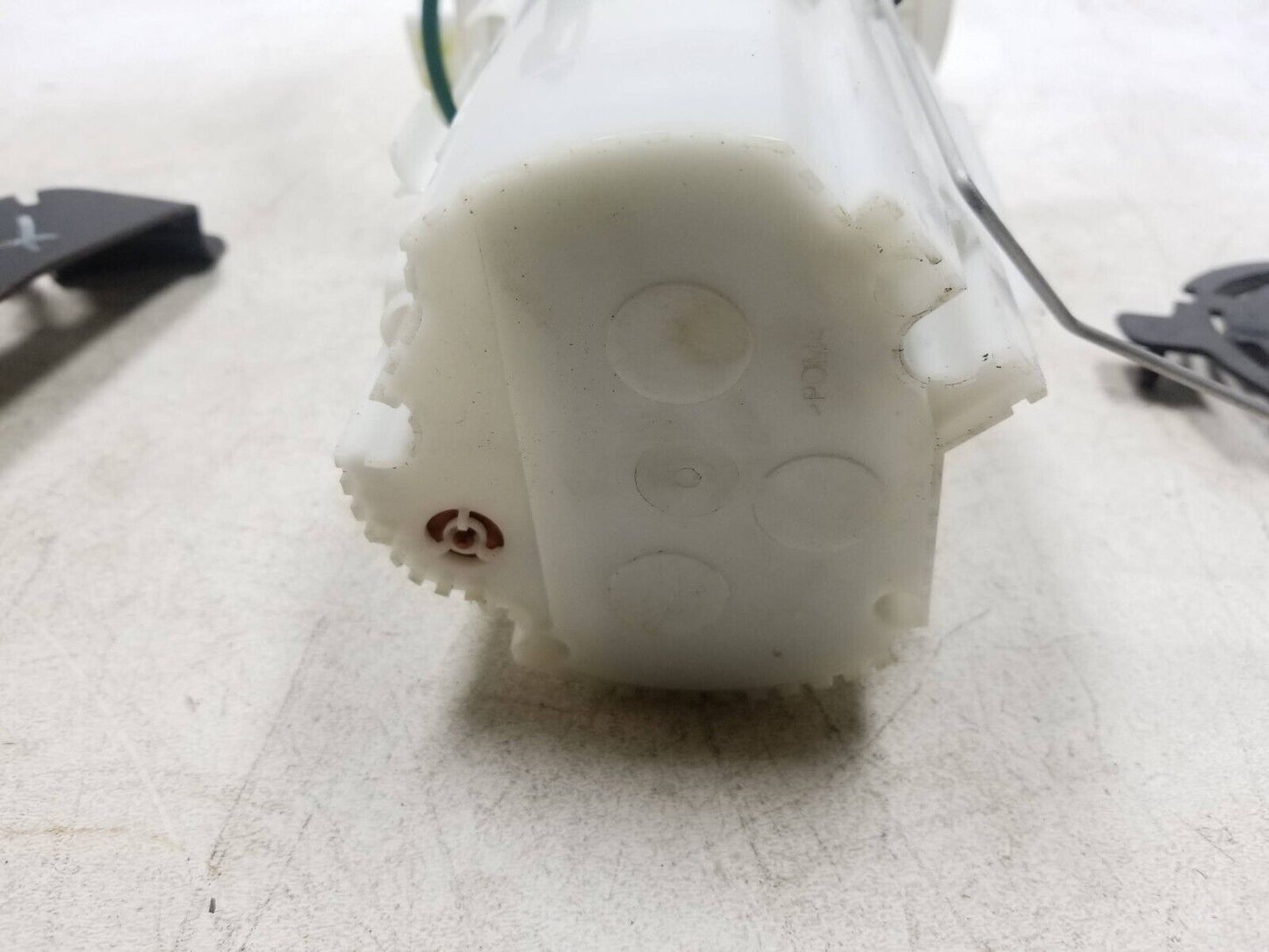 12 - 14 Ford Focus Fuel Pump Bv61-9h307-gh OEM