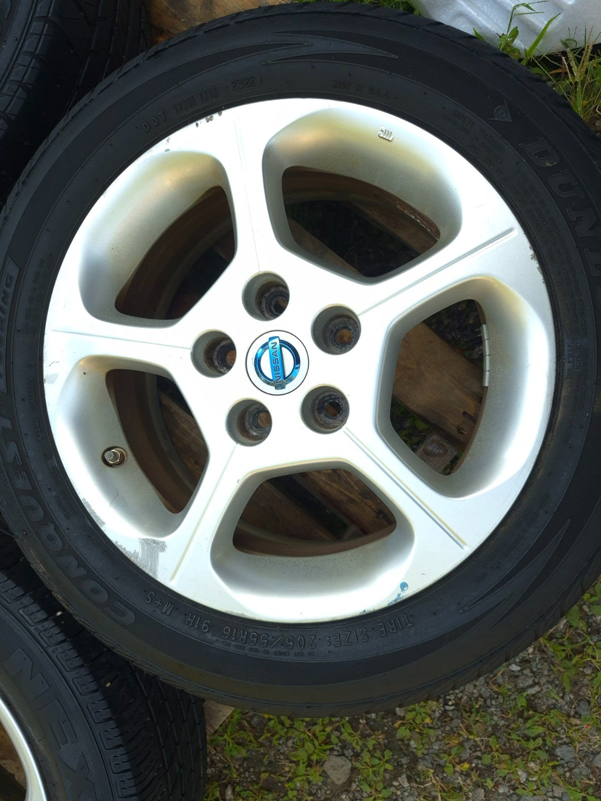 2012 Nissan Leaf Wheel Rim W/ Tire 205/55 R16x6.5j 7.3/32 4 Pcs OEM