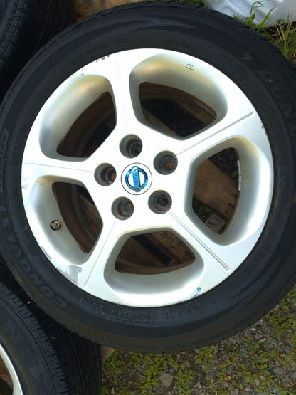 2012 Nissan Leaf Wheel Rim W/ Tire 205/55 R16x6.5j 7.3/32 4 Pcs OEM