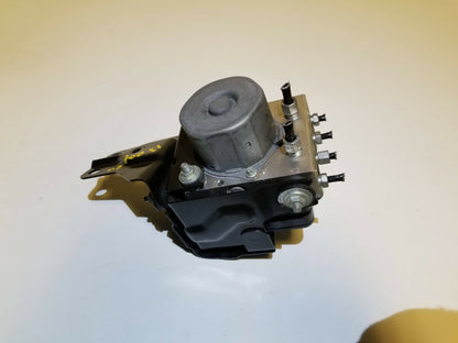 2017 Nissan Rogue ABS Anti Lock Brake Pump OEM