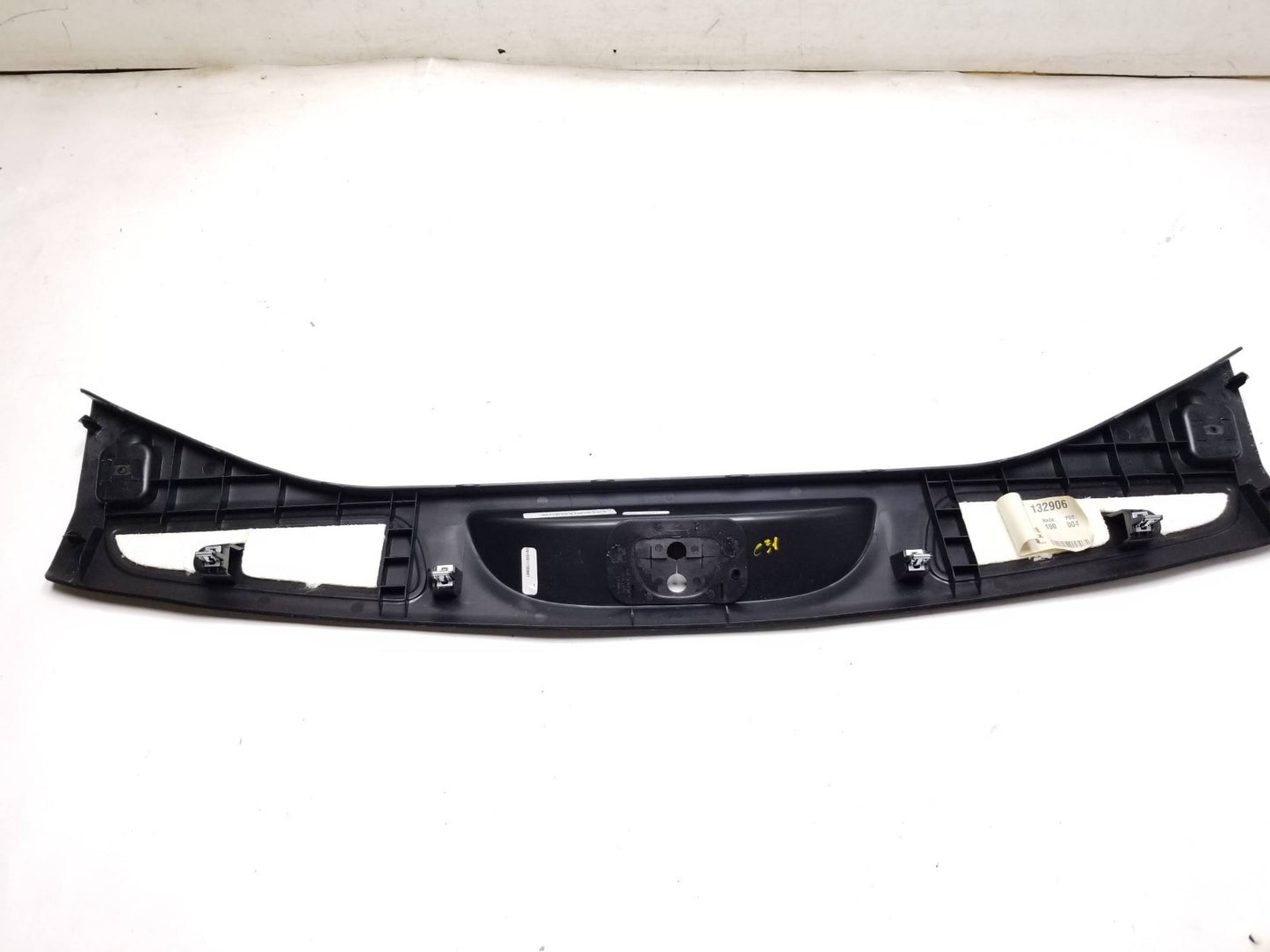 2011 - 2014 Jeep Grand Cherokee Rear Trunk Liftgate Sill Scuff Plate Cover OEM