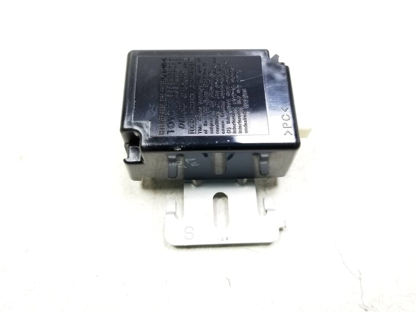 08 - 15 Scion Xb Tire Pressure Control Module 89760-12030 OEM