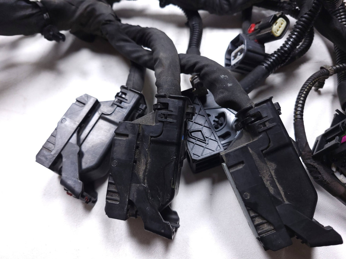 18 19 20 21 Chevrolet Equinox Engine Wire Harness 1.5l AWD 84421578 OEM