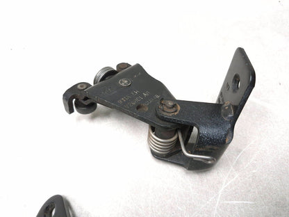 2013 Ford Transit Connect Rear Sliding Door Hinge Roller Driver Side Lh OEM