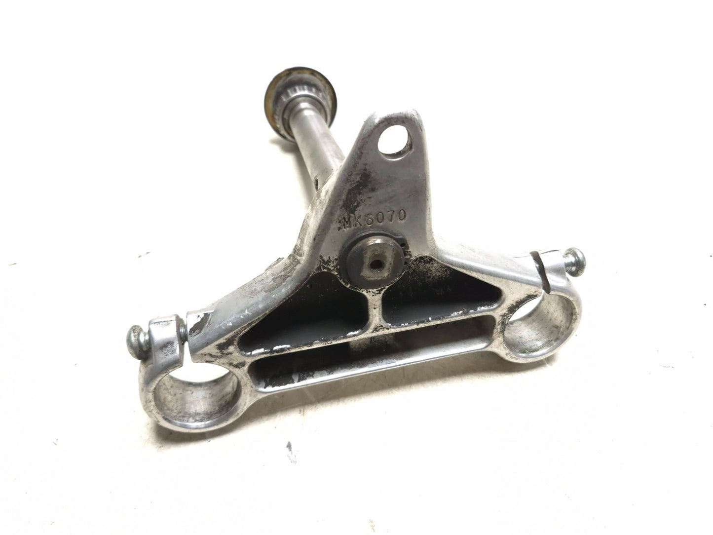 1997 Harley-davidson Sportster Xl883 Triple Tree Lower Stem OEM