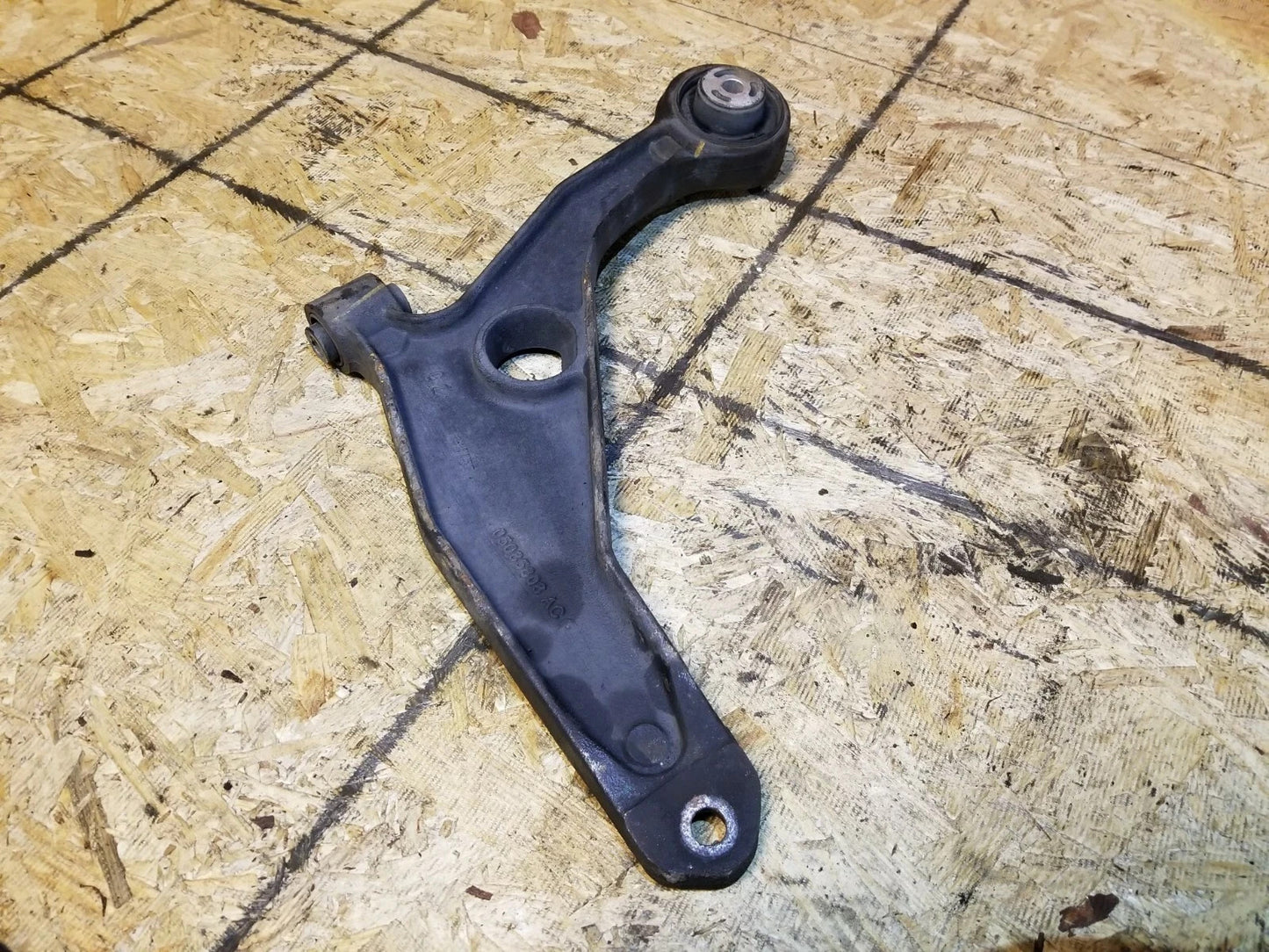 2011 Chrysler 200 Cabrio Front Lower Control Arm Left & Right OEM