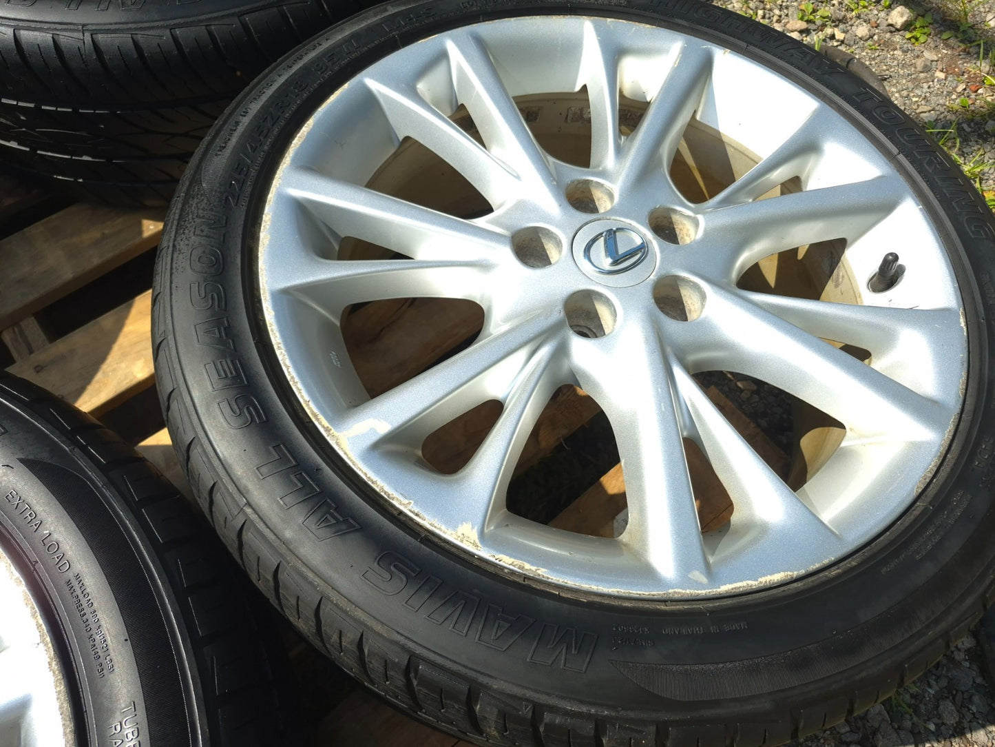 2010 Lexus Hs250h Wheel Rim W/ Tire 225/45/r18 18x7.5j Et39 7/32 4 Pcs OEM