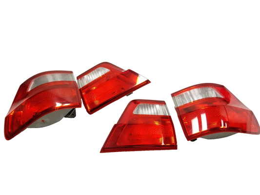 2011-2013 Jeep Grand Cherokee Tail Light Left & Right OEM