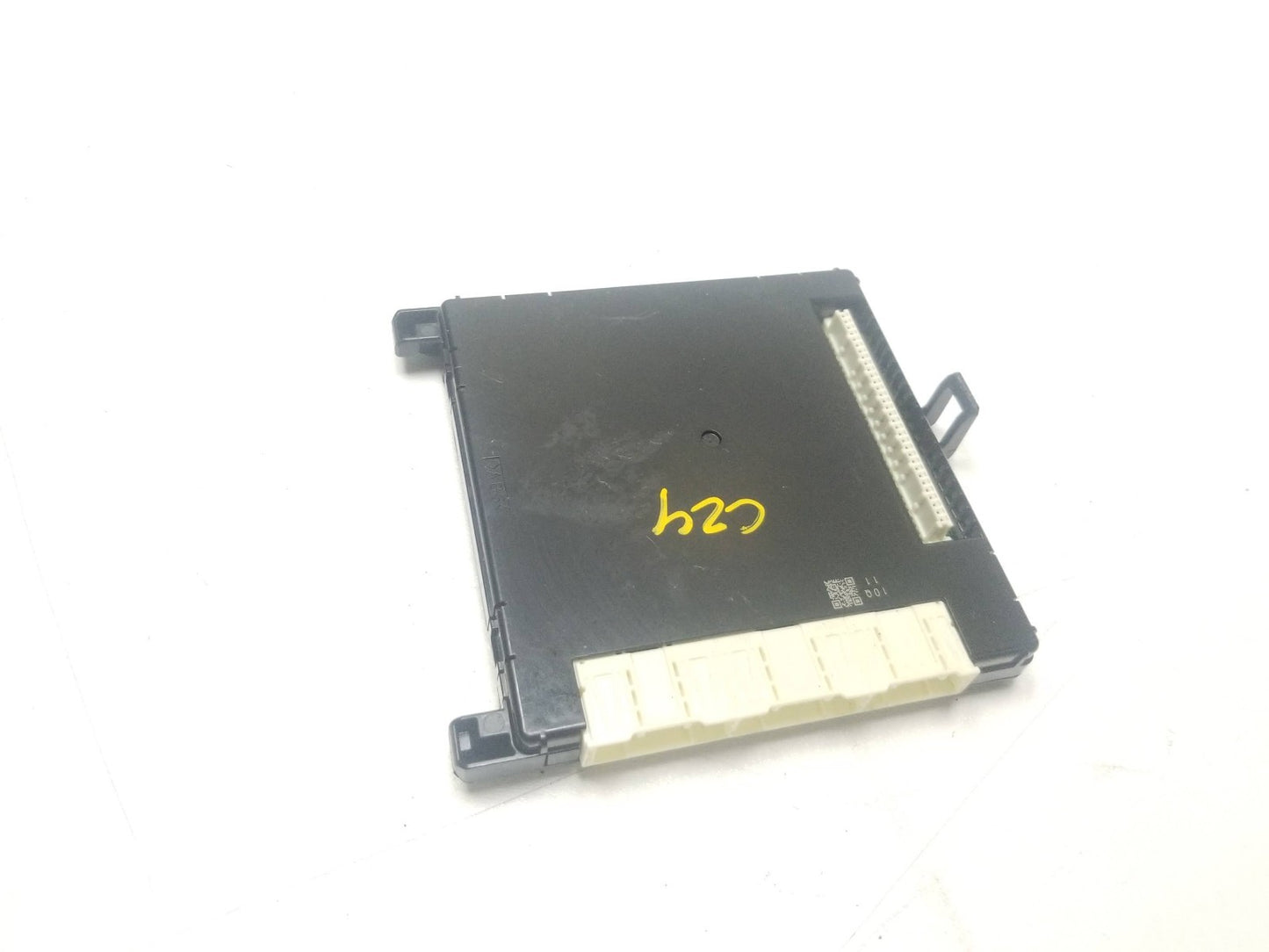 11-17 Lexus CT200h Fuse Box Multiplex Module Network Control 89221-76070 OEM