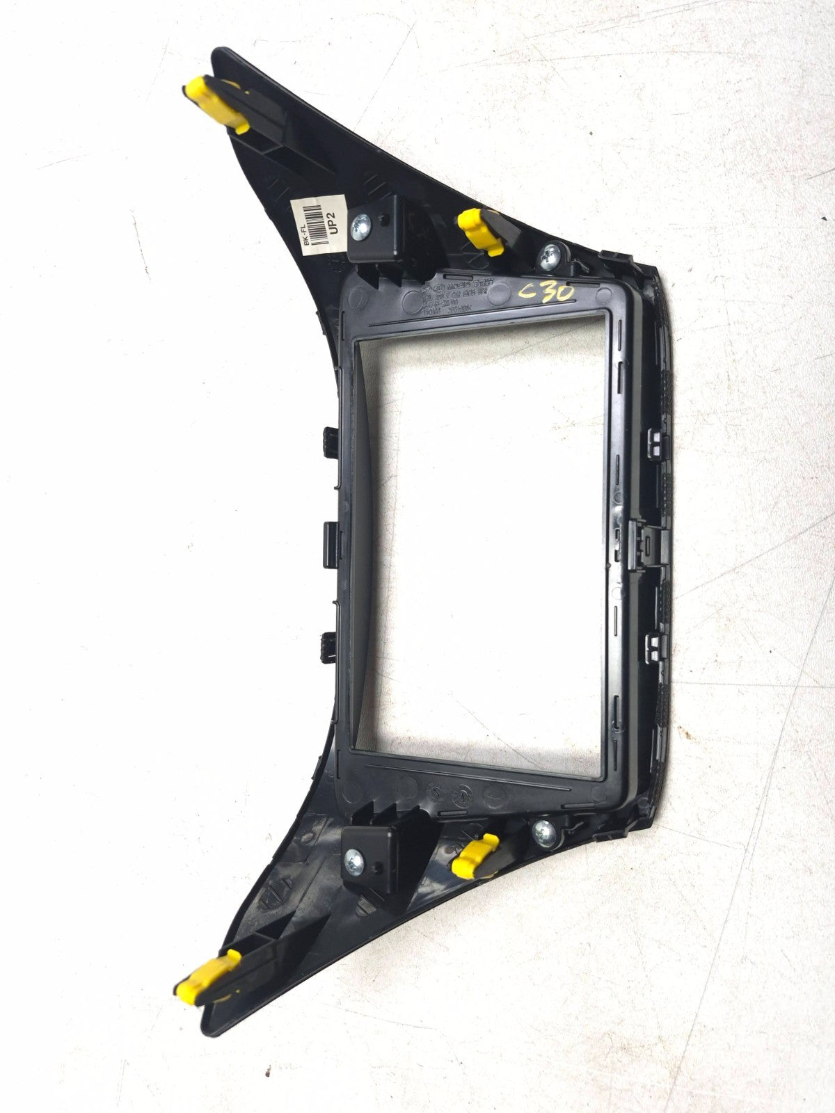 2013 Hyundai Genesis Dashboard Radio Trim Bezel oem