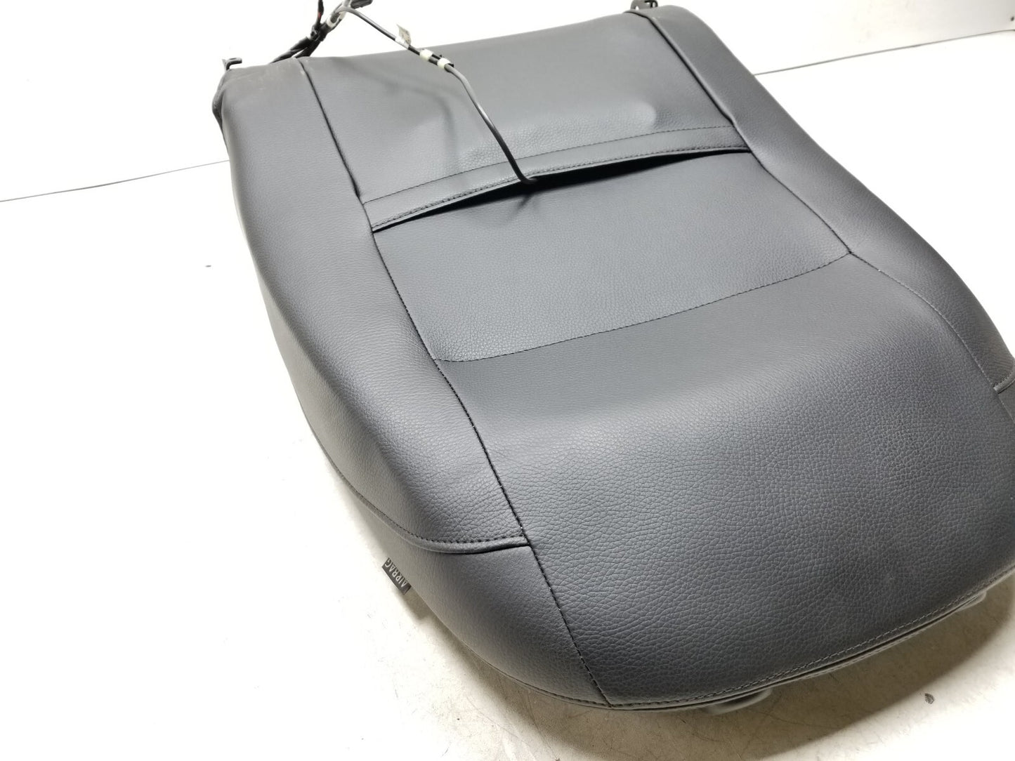 2016 Volkswagen Cc Front Seat Back Backrest Upper Passenger Right OEM