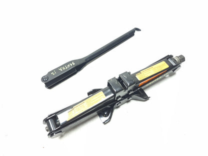 2007-2012 Nissan Sentra Spare Tire Floor Jack 99550-et000 OEM