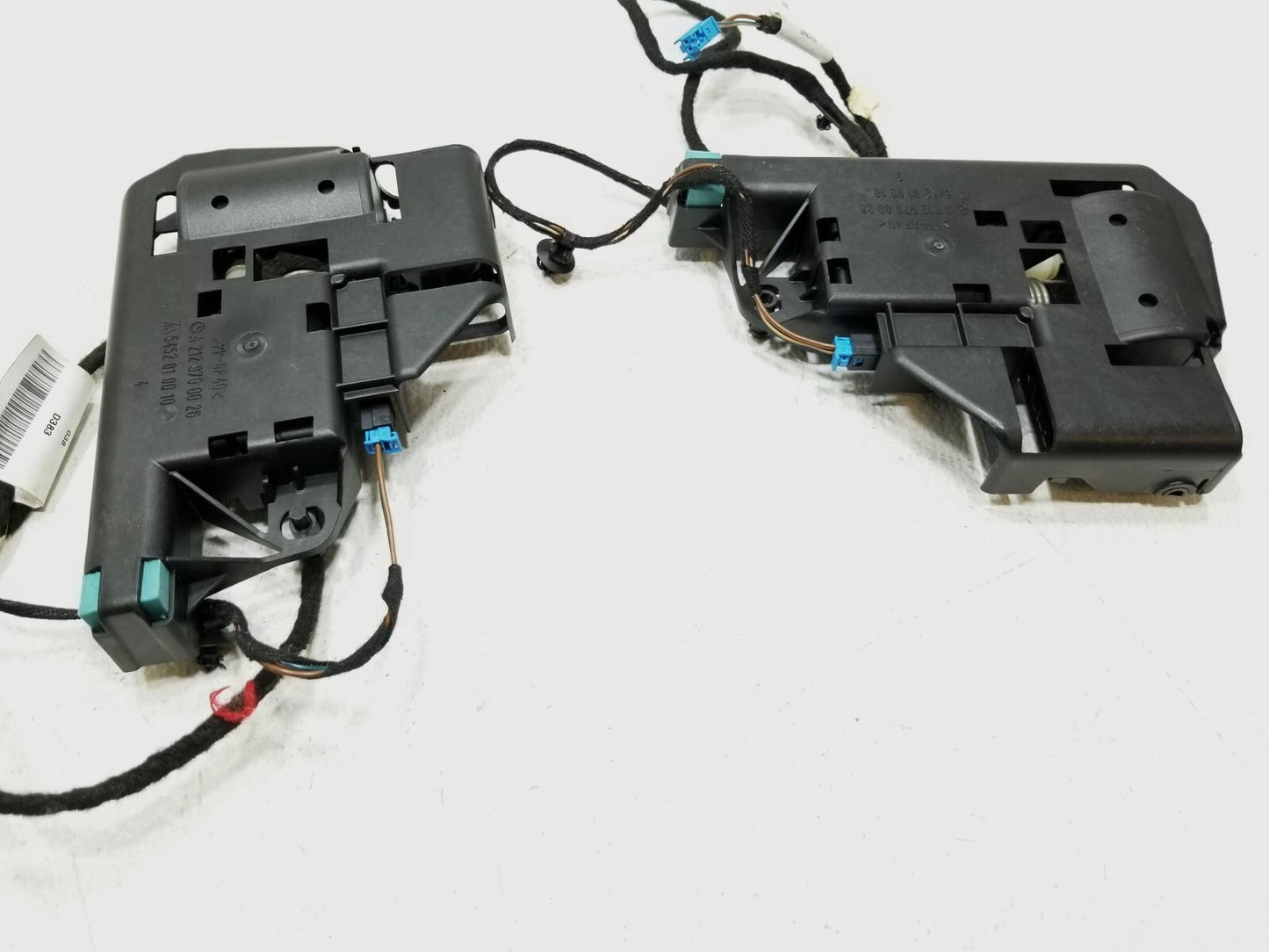 2014 Mercedes E350 Rear Seat Headrest Adjust Motor 2pcs OEM