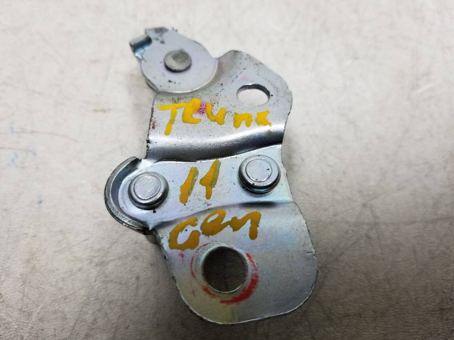 09 - 16 Hyundai Genesis Coupe Trunk Lid Lock Latch Striker  OEM