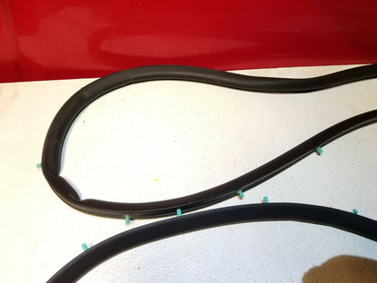 10 11 12 13 14 15 Chevy Equinox Door Weatherstrip Seal Rear Left Driver Side OEM