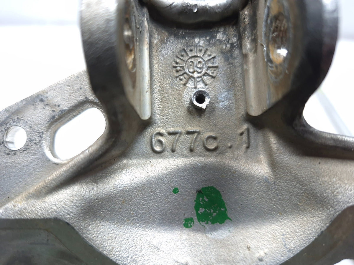 2010 Ski-doo Mxz X 800r Crossmember Bracket Front & Rear OEM